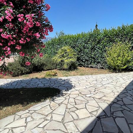 Rez De Jardin, Entre Mer Et Montagne Levens ภายนอก รูปภาพ